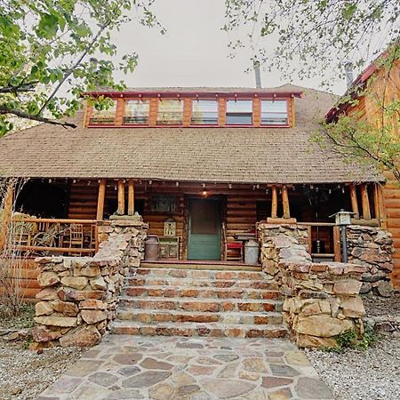 Gold Mountain Manor Bed & Breakfast Биг Беър Лейк Екстериор снимка