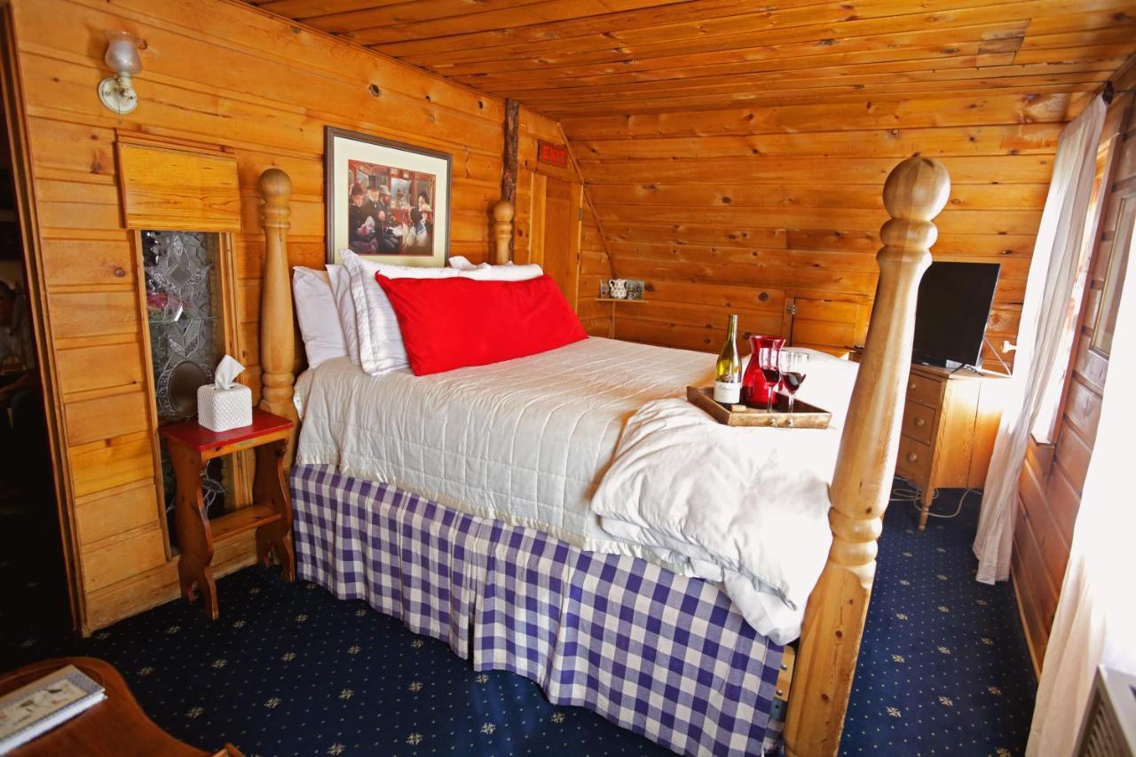 Gold Mountain Manor Bed & Breakfast Биг Беър Лейк Екстериор снимка